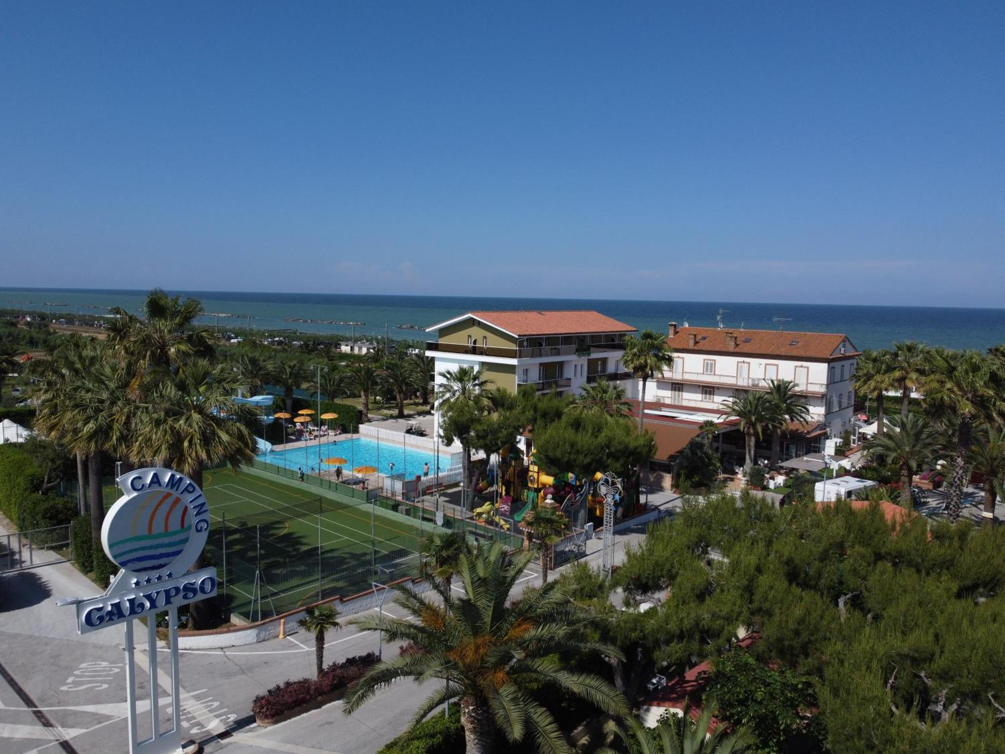 Camping Villaggio Calypso Cupra Marittima Exteriör bild