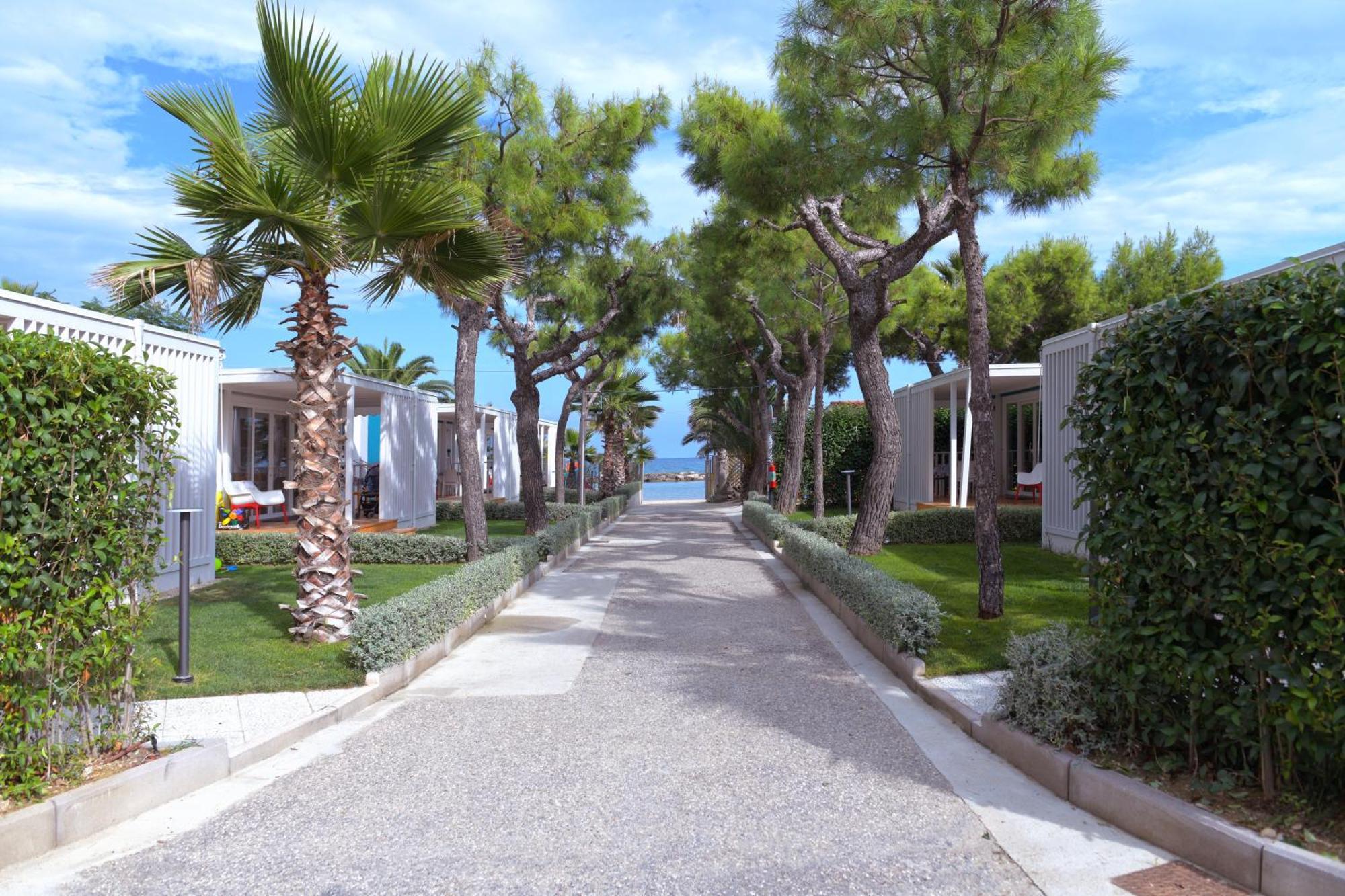 Camping Villaggio Calypso Cupra Marittima Exteriör bild