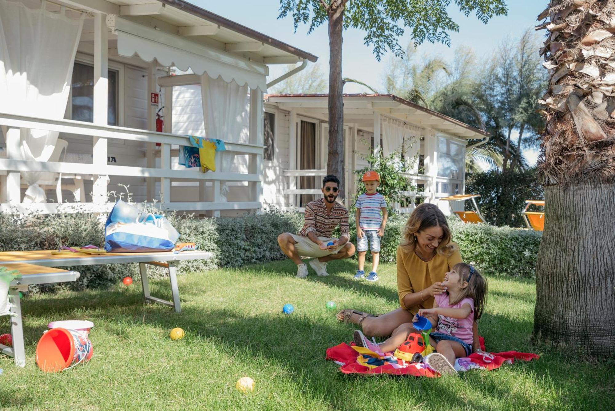 Camping Villaggio Calypso Cupra Marittima Exteriör bild